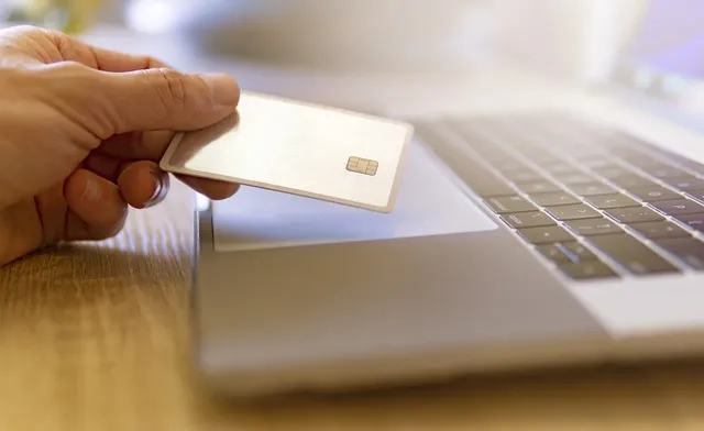 E-Commerce per ampliare attività delle piccole aziende